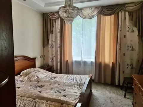 3-к кв. Свердловская область, Екатеринбург ул. Белинского, 78 (78.0 м)