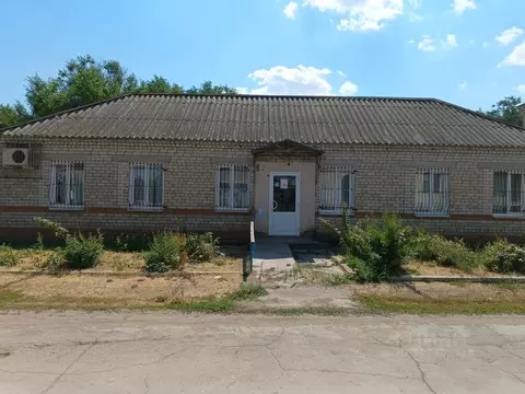 Помещение свободного назначения в Саратовская область, с. Питерка пер. ...