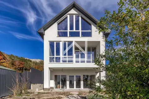 Дом в Крым, Алупка ш. Южнобережное, 4 (327 м)