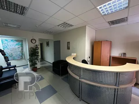 Помещение свободного назначения в Москва Веерная ул., 30К6 (300 м)