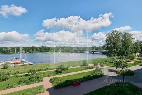 5-к кв. Санкт-Петербург проезд Петровская коса, 1к2 (243.0 м)