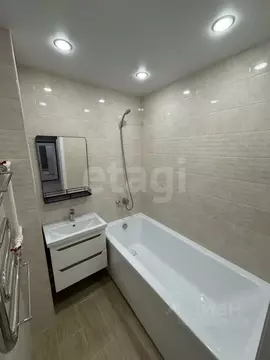 2-к кв. Самарская область, Самара ул. Николая Баженова, 3 (62.9 м)