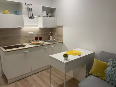 Студия Москва Варшавское ш., 282к2 (19.6 м)
