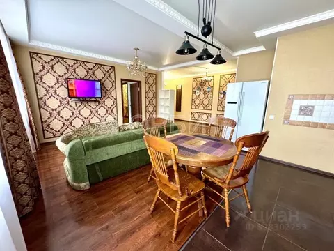 2-к кв. Тюменская область, Тюмень Интернациональная ул., 140 (89.0 м)