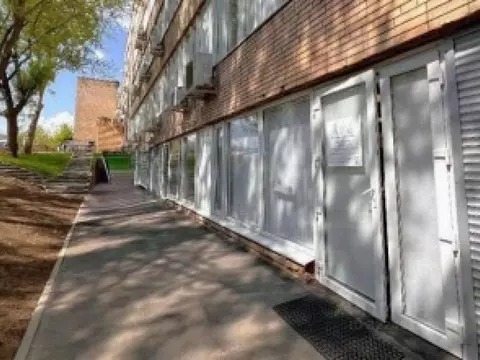 Торговая площадь в Москва Старокалужское ш., 62 (99 м)