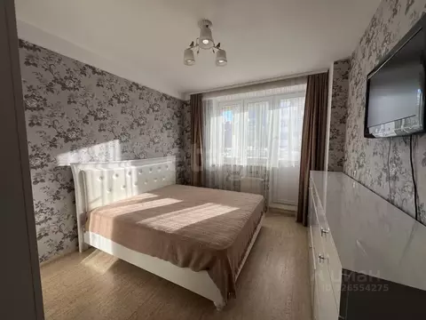 3-к кв. Тюменская область, Тюмень Заречный проезд, 39к2 (76.8 м)