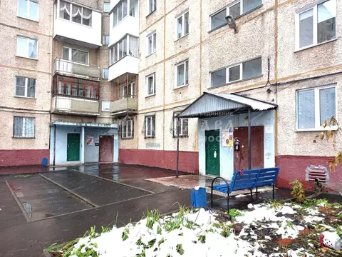 3-к кв. Кемеровская область, Кемерово просп. Ленина, 146 (65.0 м)