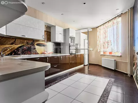 3-комнатная квартира: Санкт-Петербург, улица Ворошилова, 25к1 (91.7 м)