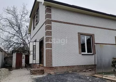 Дом в Ростовская область, Таганрог ул. 3-я Линия (140 м)