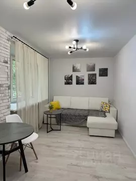 1-к кв. Омская область, Омск просп. Мира, 27 (32.0 м)