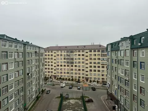 2-комнатная квартира: Каспийск, 2-й Зелёный переулок, 27 (86 м)