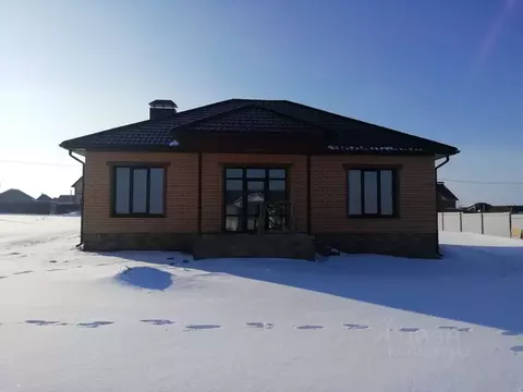 Дом в Белгородская область, Белгородский район, Тавровское с/пос, с. ...
