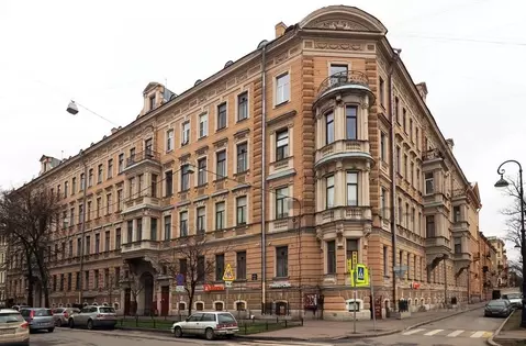 Комната Санкт-Петербург 4-я Васильевского острова линия, 5 (19.0 м)