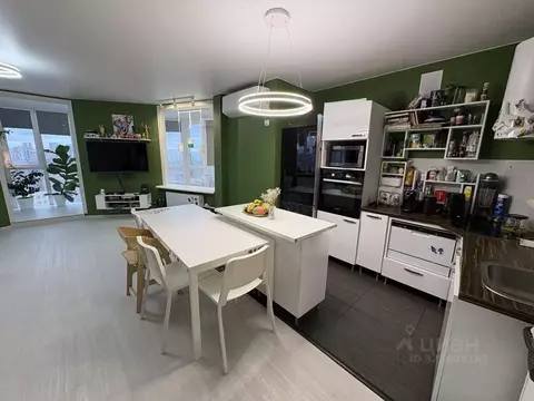 3-к кв. Свердловская область, Екатеринбург ул. Чкалова, 241 (91.4 м)