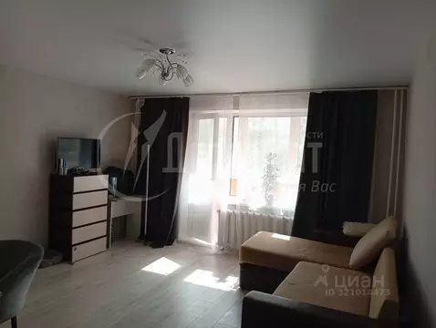 1-к кв. Курганская область, Курган Заозерный жилрайон, 7-й мкр, 18А ...