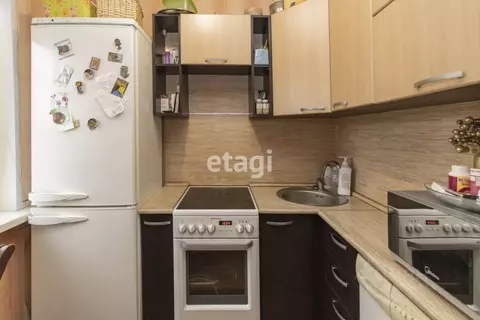 3-к кв. Тюменская область, Тюмень ул. Воровского, 25 (60.7 м)