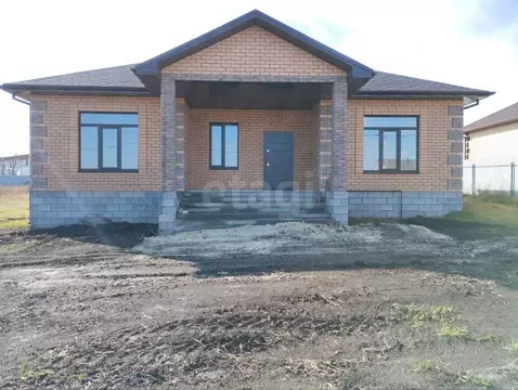 Дом в Белгородская область, Белгородский район, Тавровское с/пос, с. ...