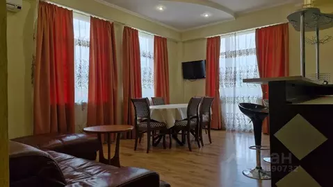 2-к кв. Крым, Алушта ул. Ленина, 26 (75.0 м)