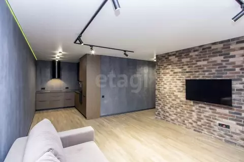 2-к кв. Тюменская область, Тюмень ул. Ю.-Р.Г. Эрвье, 38 (106.0 м)