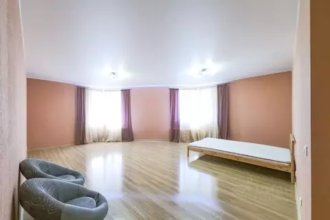 2-к кв. Свердловская область, Екатеринбург ул. Сурикова, 53А (73.0 м)