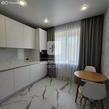 3-комнатная квартира: Энгельс, 1-й микрорайон, 13 (55 м)