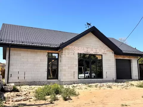 Дом в Астраханская область, Астрахань Дунайская ул., 20 (198 м)