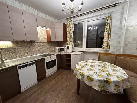 3-к кв. Московская область, Химки Молодежная ул., 1 (73.0 м)