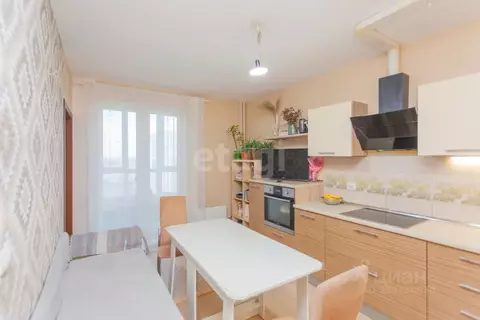 3-к кв. Тюменская область, Тюмень ул. Николая Зелинского, 19 (80.4 м)