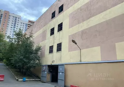 Гараж в Москва Краснобогатырская ул., 14 (21 м)