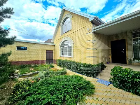 Дом в Ростовская область, Неклиновский район, с. Новобессергеневка ул. ...