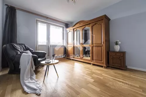 3-к кв. Санкт-Петербург Вербная ул., 18К1 (79.5 м)