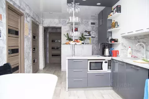 3-к кв. Иркутская область, Ангарск 33-й мкр, 10 (70.0 м)