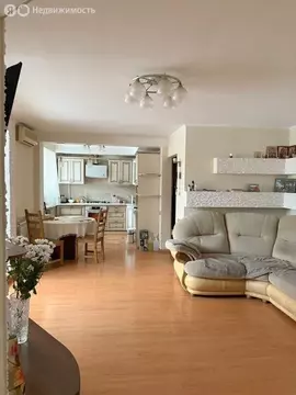 4-комнатная квартира: Омск, Харьковская улица, 19 (104.9 м)