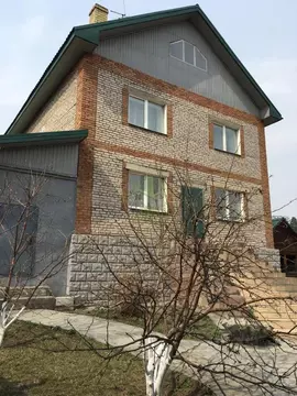 Коттедж в Бурятия, Улан-Удэ Солнечный мкр, ул. Кленовая (250 м)