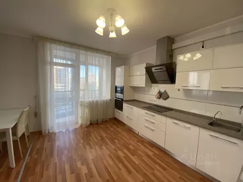 3-к кв. Свердловская область, Екатеринбург ул. Шейнкмана, 88 (128.0 м)