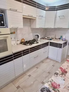 3-к кв. Краснодарский край, Сочи Заречный мкр, ул. Абрикосовая, 18 ...