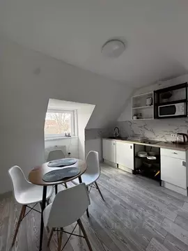 2-к кв. Калининградская область, Зеленоградск ул. Сибирякова, 12 (60.0 ...