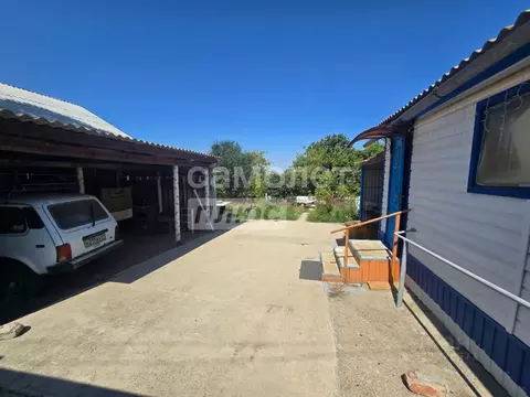 Дом в Калмыкия, Сарпинский район, с. Садовое ул. Курченко (88 м)