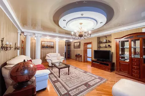 3-к кв. Санкт-Петербург Бассейная ул., 73к1 (120.0 м)