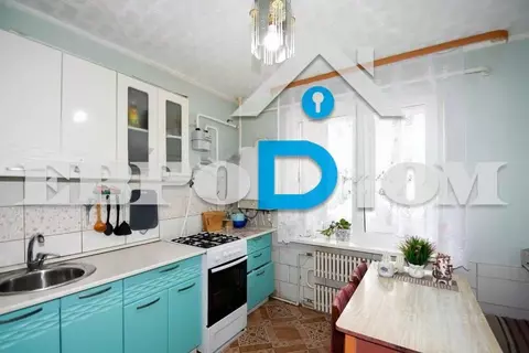 3-к кв. Омская область, Омский район, Комсомольское с/пос, пос. ...