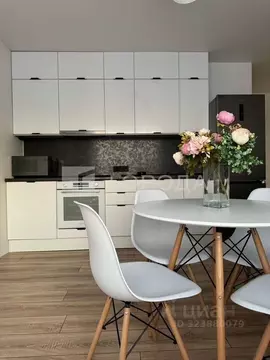 2-к кв. Новосибирская область, Новосибирск ул. Есенина, 67 (74.0 м)