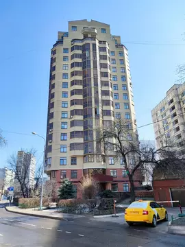 Продается 3-комнатная квартира