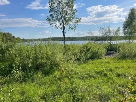 Участок в Московская область, Волоколамский муниципальный округ, д. ...