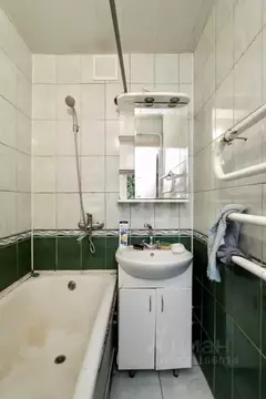 4-к кв. Удмуртия, Ижевск ул. А.Н. Сабурова, 9 (58.6 м)