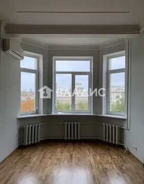 3-к кв. Москва Большая Дорогомиловская ул., 4 (78.0 м)