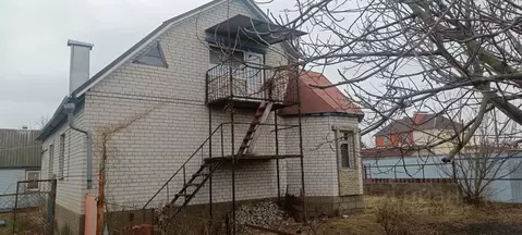 Дом в Курская область, Курский район, д. Щетинка  (110 м)