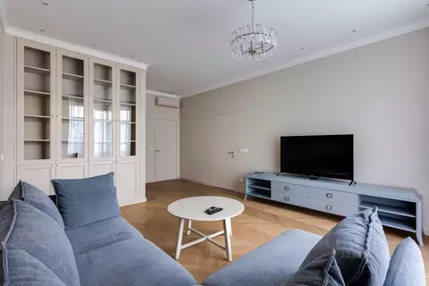 2-к кв. Санкт-Петербург Кирочная ул., 31к2 (91.0 м)