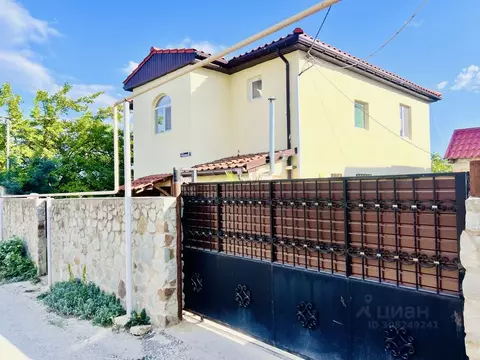 Дом в Крым, Алушта муниципальный округ, с. Нижняя Кутузовка ул. ...