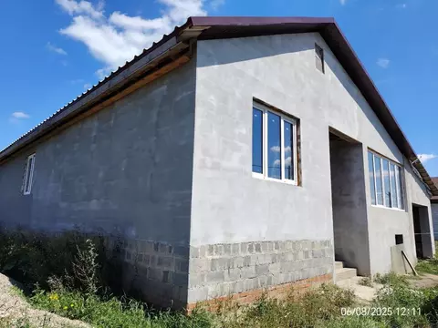 Дом в Белгородская область, Строитель Яковлевский городской округ,  ...