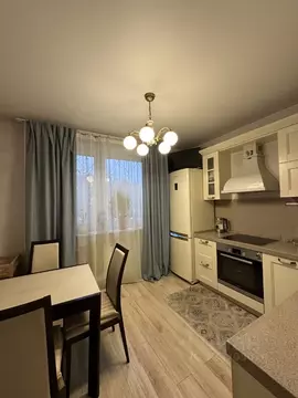 2-к кв. Московская область, Химки Молодежная ул., 1 (58.4 м)